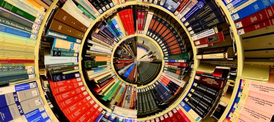 libreria circolare vita dall'alto